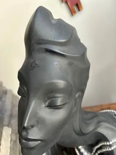 Rare Austin Sculpture - Lady Of Pearls, View more