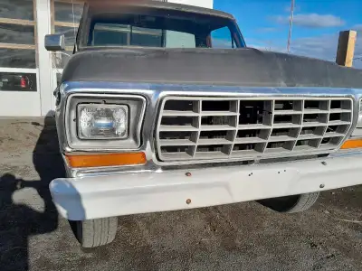 Wanted; 1978 or '79 Ford (center plastic) pickup grill. Some likely didn't know some of these Ford p...