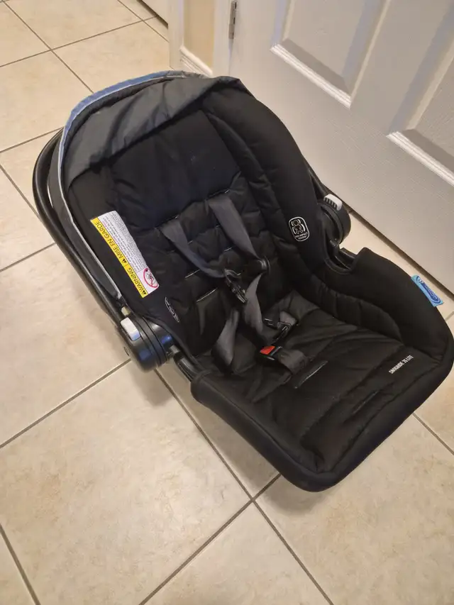 Graco Car Seat in Strollers, Carriers & Car Seats in City of Toronto - Image 2