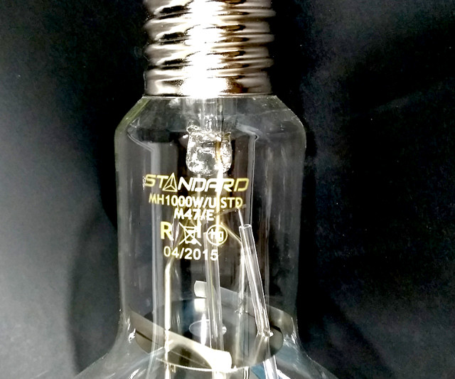 1000 Watt Metal Halide Light Bulb in Other Business & Industrial in Hamilton - Image 2