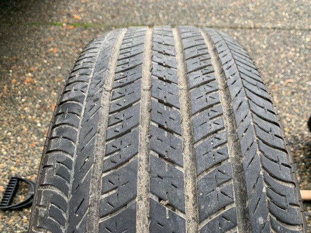 1 x single 225/50/18 Bridgestone Turanza EL450 RFT with 65% in Tires & Rims in Delta/Surrey/Langley - Image 3
