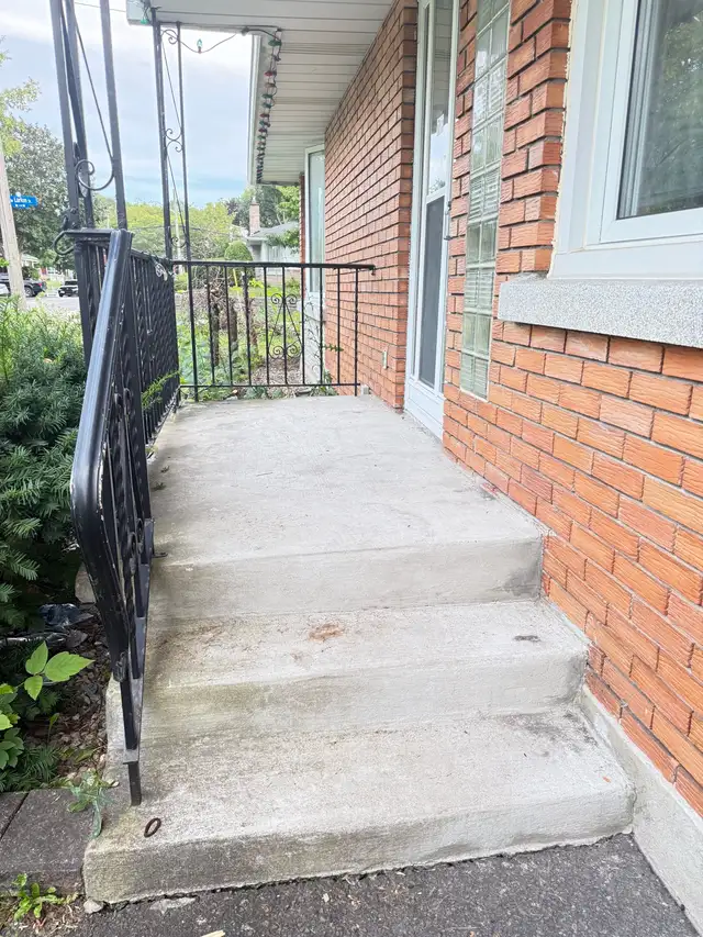 House Listing