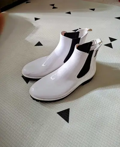 BOOTS - WOMEN, View more