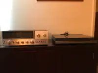 Record player and master head unit