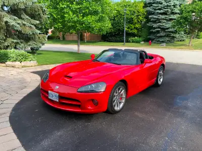 2005 Dodge Viper SRT 10 Convertible, iconic 8.3L V10 engine producing 500HP, 6 speed manual transmis...