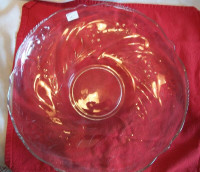 Large Vintage Round Flower  Glass Serving Bowl/Charger