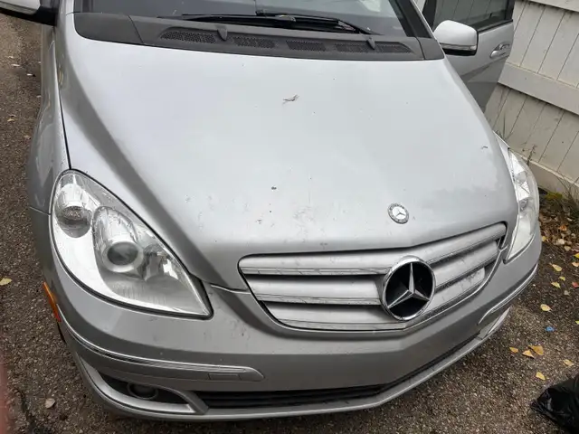 you can keep the battery, all the interior parts in Other Parts & Accessories in St. Albert - Image 7