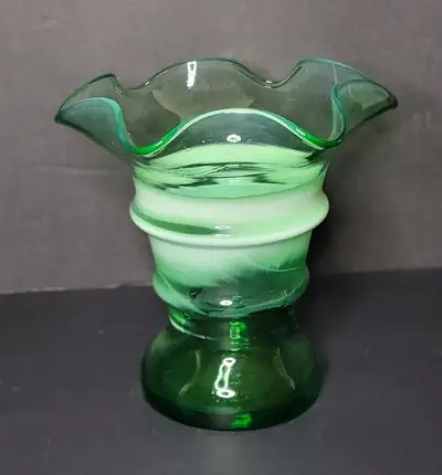 Canadian vintage MCM Art glass vase from the Altaglass Manufacturing Company in Medicine Hat Alberta...