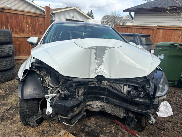 2015 Volkswagen Golf ***Accident in Cars & Trucks in Calgary