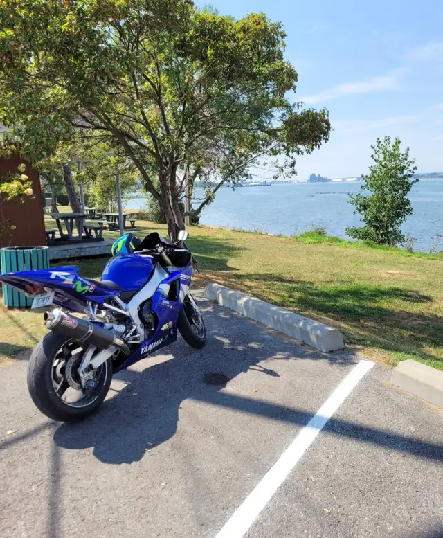 Yamaha YZF-R1 2000 for Sale