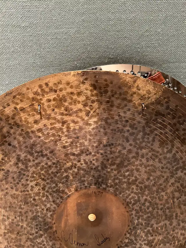 Istanbul Agop Signature Ride Cymbal in Drums & Percussion in West Island - Image 6