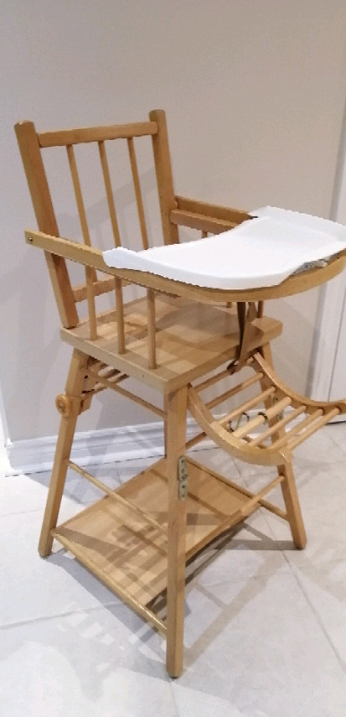 Wooden high chair, dual use in Feeding & High Chairs in Mississauga / Peel Region - Image 4