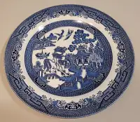 Vintage Staffordshire Churchill Blue Willow 10 1/4"Dinner Plate
