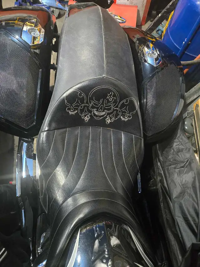 motorcycle corbin seat in Other in Muskoka - Image 2