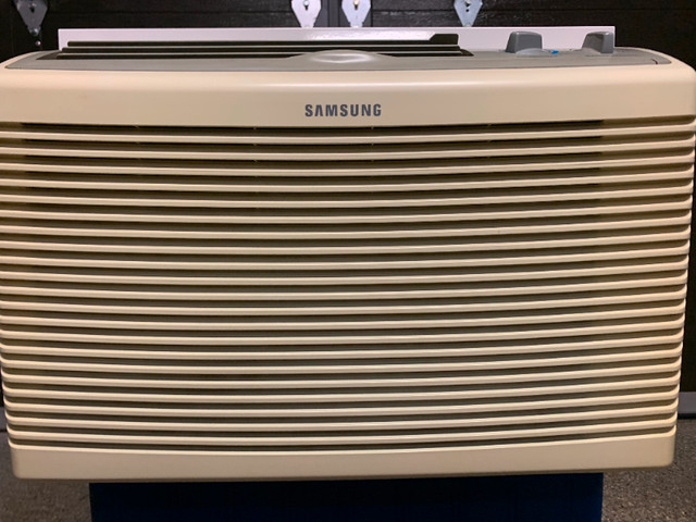 Air climatisé Samsung 8000BTU dans Chauffages et humidificateurs  à Laval/Rive Nord - Image 2