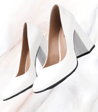 Women's 8/8.5 High Heel Closed Toe Chunky Wedding Pumps Shoes