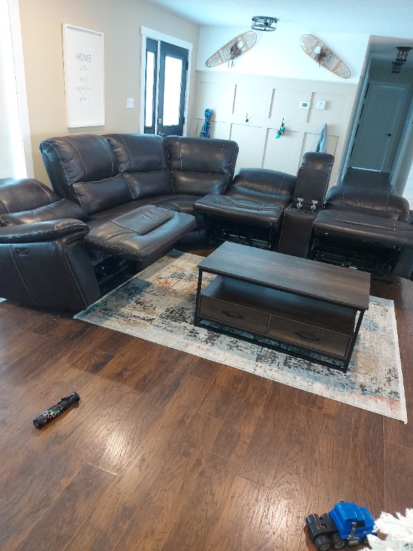 Leather Couch Couches & Futons Oakville / Halton Region Kijiji