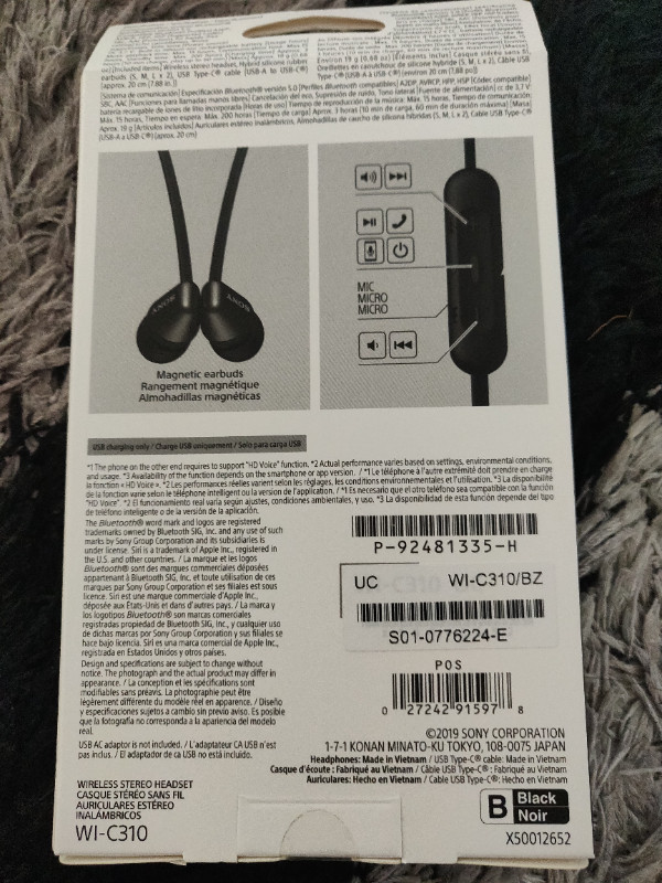 Sony WI-C310 Wired Earbuds in Headphones in Mississauga / Peel Region - Image 2