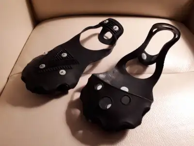 BOTTES D'HIVER, View more