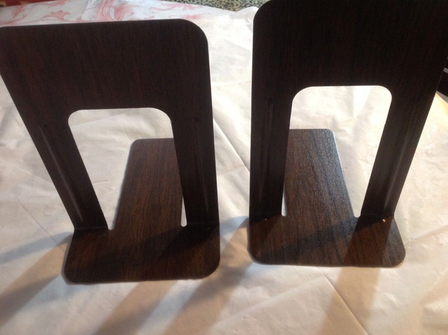 Vintage faux wood metal tall book ends in Other in Calgary - Image 2