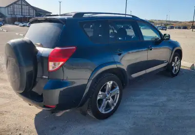 2008 Toyota Rav4 Sport 3.5L V6 with Navigation Great condition, needs nothing. Single owner, comes w...