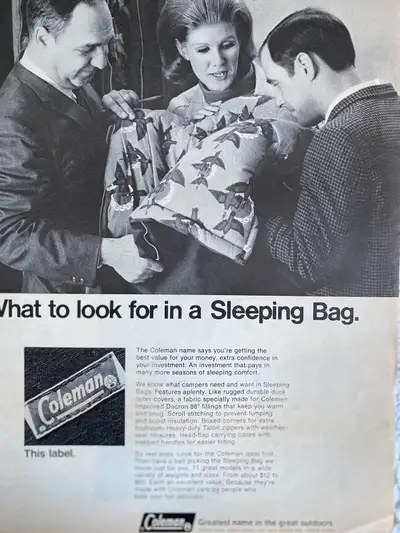 «What to look for in a sleeping bag. This label. » »» Dimensions : 10 1/4 inches wide by 13 1/2 inch...
