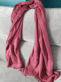 Crimson scarf