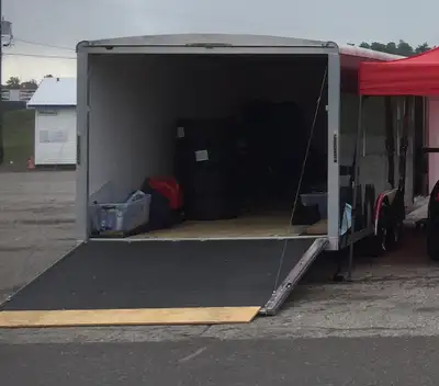 • 2016 NEO ALL CAR HAULER 8.5 X 20' V-NOSE ALL ALUMINUM FRAME • ROUND TOP W/ .80 ROOF • 2 X 3500 LB....