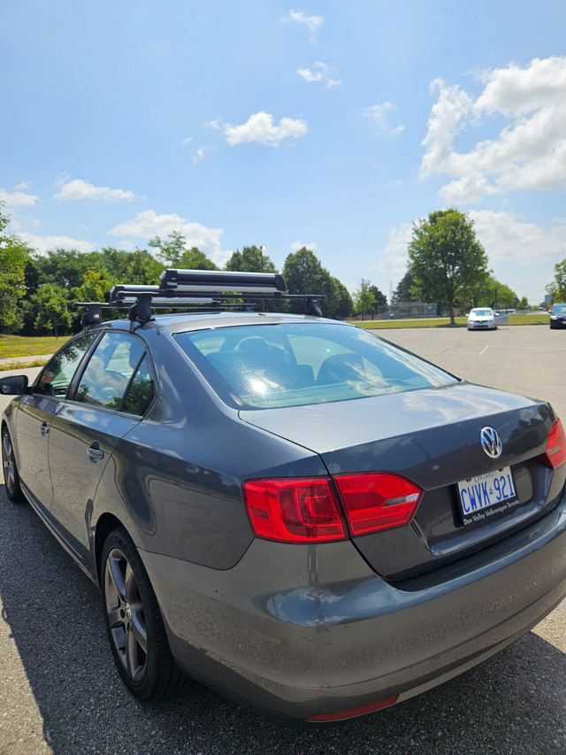 2012 Volkswagen Jetta Trendline in Cars & Trucks in City of Toronto - Image 2