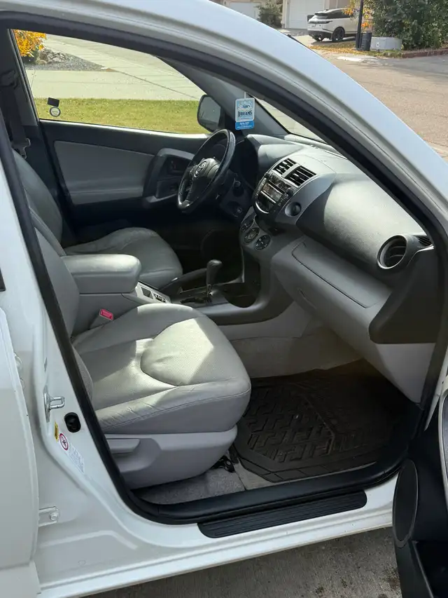 2008 Rav 4593713865184389124
