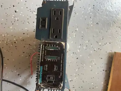 DC to AC converter