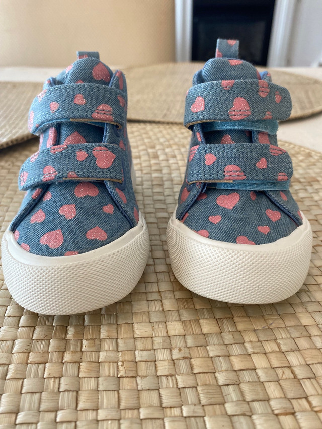 Toddler Size 4  in Other in Kingston - Image 2