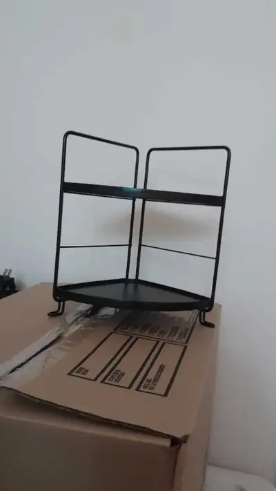 Bathroom organizer countertop, 2-tler vanity Great condition