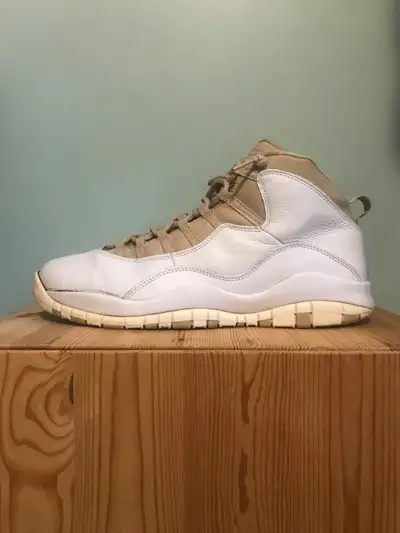 Jordan 10 - White/Linen - University Blue sz. 13, View more