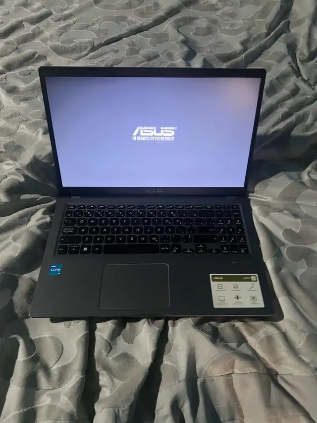ASUS Laptop64844381800067121