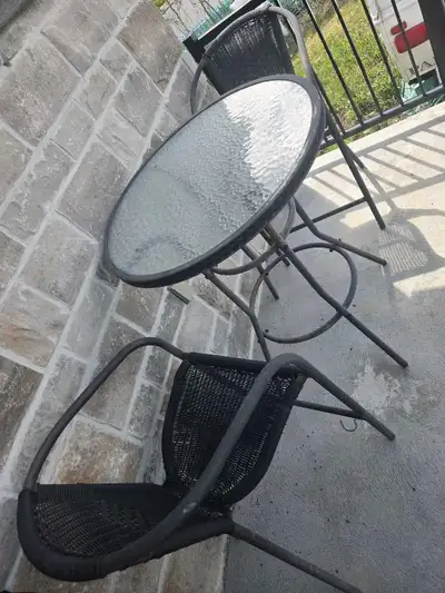 Table exterieur avec 2 chaises, haute, View more