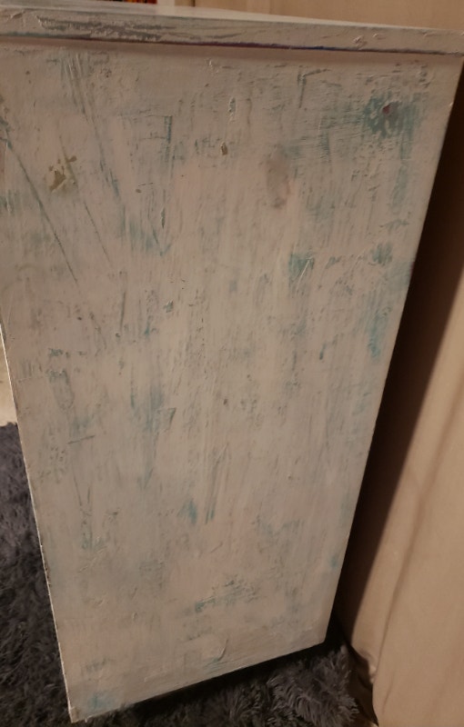 One Of A Kind Sturdy Four Drawer Dresser Dressers & Wardrobes Edmonton Kijiji