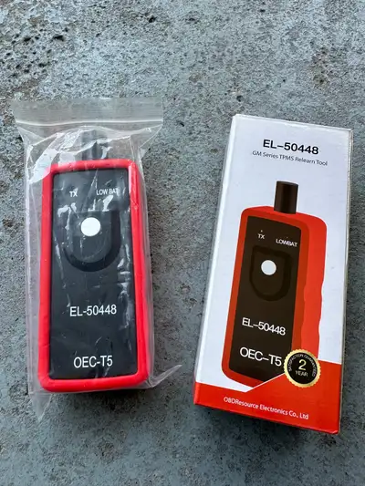 TPMS Relearning Tool For GM Vehicles Only. ***Delivery Service is available for a fee ***