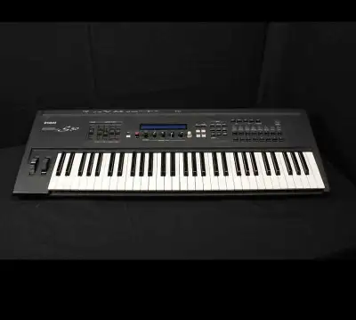 Yamaha S30 vintage synthesizer MINT, View more