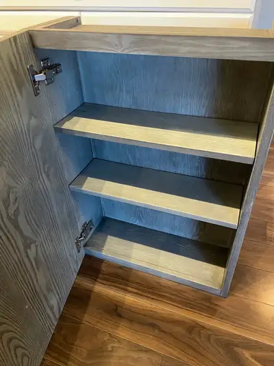 Grey medicine cabinet P/u in Rocky Ridge