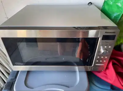 Used for 6 months while in a condo. It’s a good 1200 watt microwave