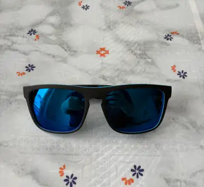 Brand New Polarized Sunglasses – Unisex (Men & Women), View more
