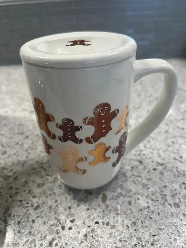 DAVIDsTEA Nordic Mug with Lid and Infuser in Kitchen & Dining Wares in Calgary - Image 3