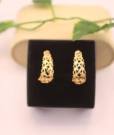 10kt Yellow Gold C-Hoop Earrings with Filigree Geometric Cutouts, View more