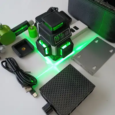 Brand New 3D 12 Lines Laser Level, Self leveling, Remote Control