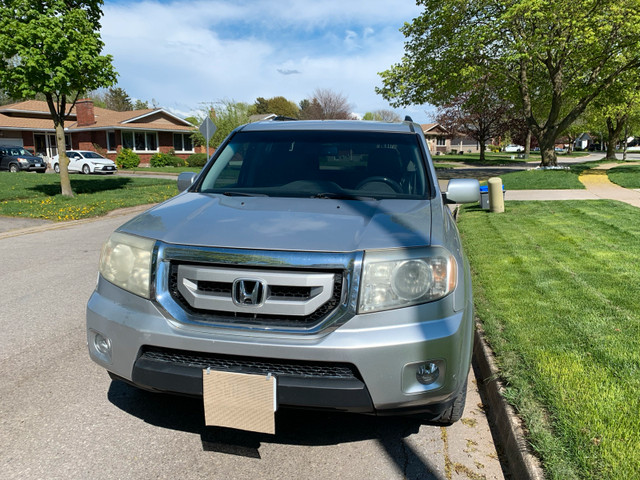 2011 Honda Pilot  in Cars & Trucks in St. Catharines - Image 2