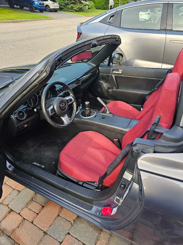 Mazda MX-5 Miata 2008 — photo 2
