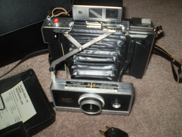 POLAROID 360 LAND CAMERA All Accessories In Like New Cond. in Cameras & Camcorders in Thunder Bay - Image 2