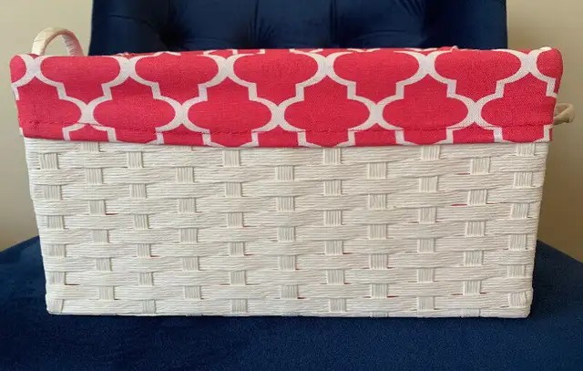 2 new storage-gift white baskets pink fabric lined Homesense in Bookcases & Shelving Units in Edmonton - Image 4