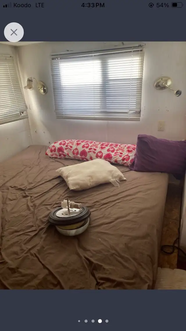 36’ citation camper trailer living bunkie storage tiny home apt. in Farming Equipment in Barrie - Image 9